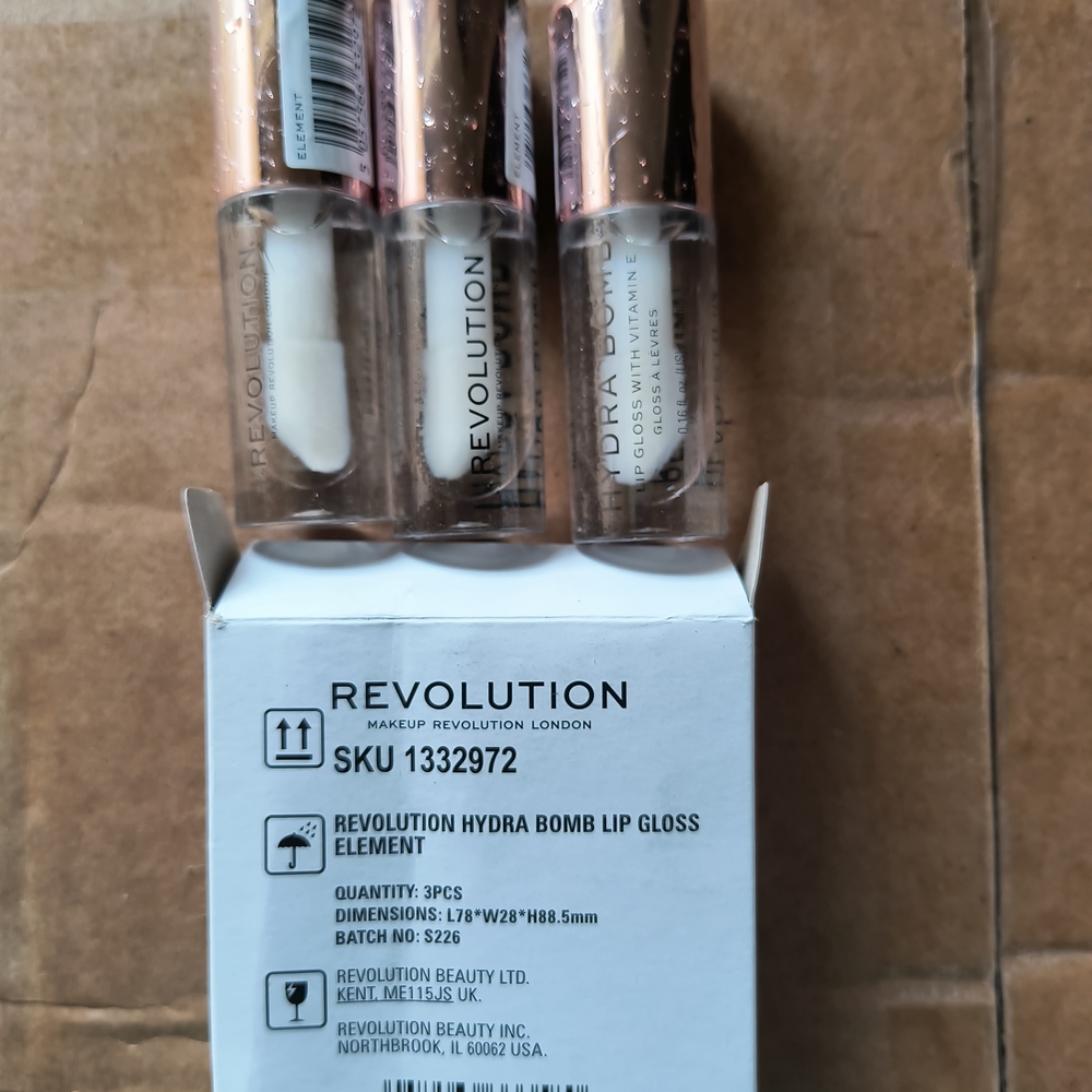 30 Pieces Hydra Bomb Lip Gloss Element 0.16 oz/4.6ml Makeup Revolution BNIB 10X3
